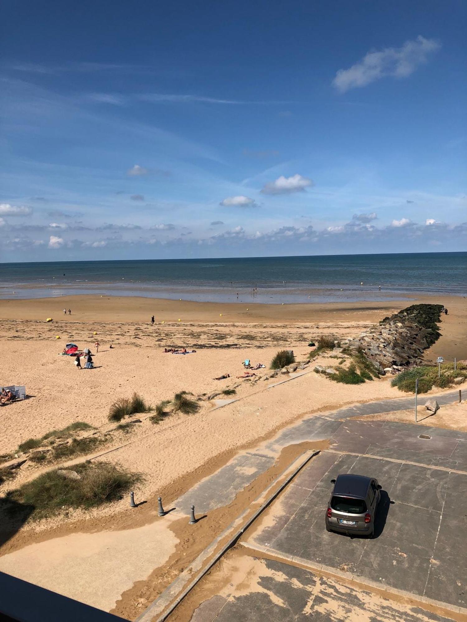 La Mouette Apartment Courseulles-sur-Mer Bagian luar foto